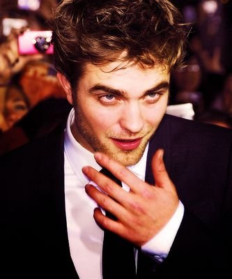She owns me, body and soul. I'll protect her no matter the cost, her life before my own. -RolePlay- ||21+||