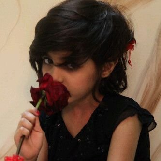 تمرجَحنا الحَياهّ بَين حلم وَ أمنيه وَلا يَحدُث إلا ما كَتبَ الله لنا
