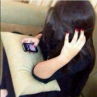 احيانا يكون بداخلنا كلام لايحتاج الى اذن تسمعة  بل يحتاج الى قلب يشعر به