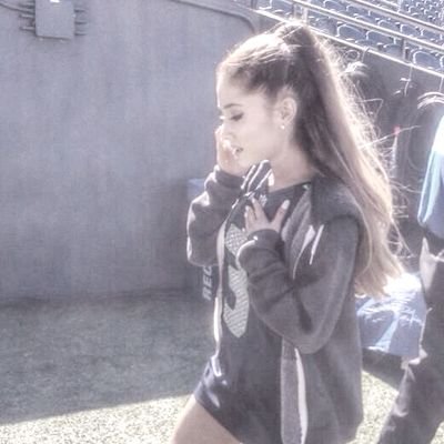 0322868skkd's profile picture. Hi you just got a free follow from @prismaticbrooks please follow me there, I follow back if you ask ❤