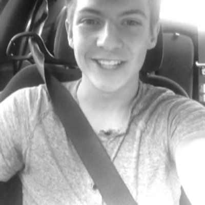 sshawnmmegira's profile picture. follow @caniffsunshine