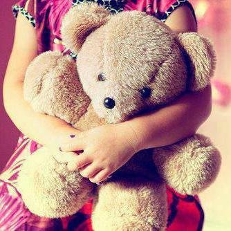 fathimahamna's profile picture. 