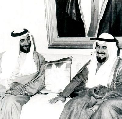 انجازات الشيخ جابر و اخوه الشيخ زايد رحمهم الله