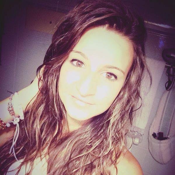 Hello, I am a directioner Italian .. and thanks the one direction for changing my life .. are all my life, I love them more than myself :3♥♥