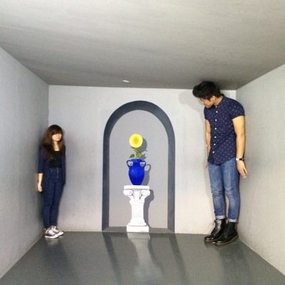 BernardLWR's profile picture. ✇ Ambidextrous ♚