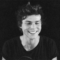 Hey! I just gave you a free follow! Could you please go follow @5cakewithgluten please? Im checking! :-) :-) :-)