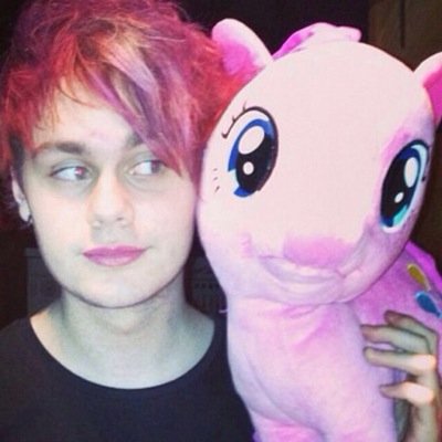free follow, follow @ariftcalum