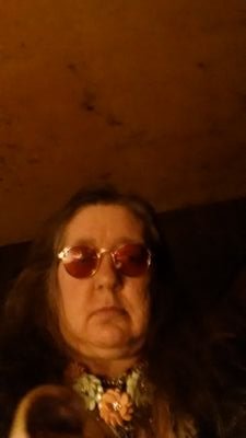 andrealarz71's profile picture. 