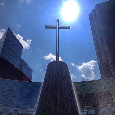 Reflecting on the 'spiritual oasis in the heart of Dallas' and other factions of baptistdom. And on 'the most faith-friendly president in our nation's history.'