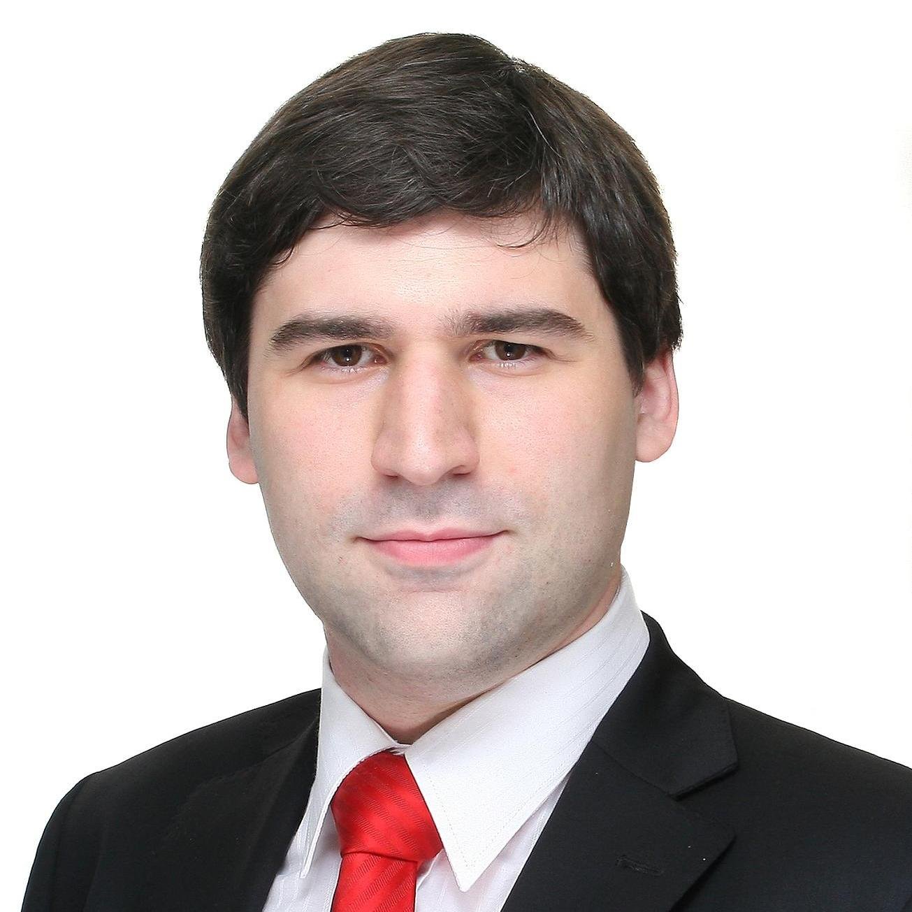 lbazzi1's profile picture. 