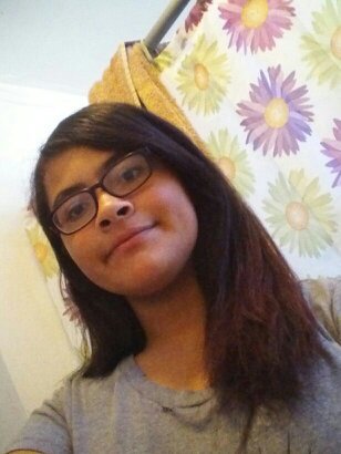 I'm a bisexual,emo girl just wanting to get noticed for who I really am