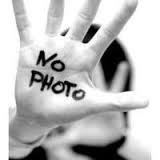 ‏ﻋﺠﯿﺐ ﺷﺨﺺ ﮨﮯ ﻧﺎﺭﺍﺽ ﮨﻮ ﮐﮯ ﮨﻨﺴﺘﺎ ﮨﮯ
‏ﻣﯿﮟ ﭼﺎﮨﺘﺎ ﮨﻮﮞ ﺧﻔﺎ ﮨﻮ ﺗﻮ ﻭﮦ ﺧﻔﺎ ﮨﯽ ﻟﮕﮯ