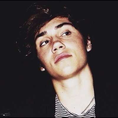 idk i like the one with curly hair