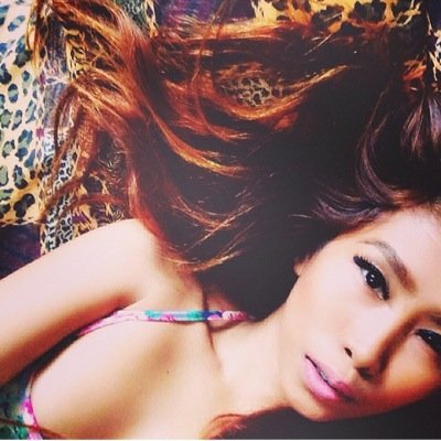 ibarbiserrano's profile picture. Lipstick. Diamonds. Champagne. Deep House.