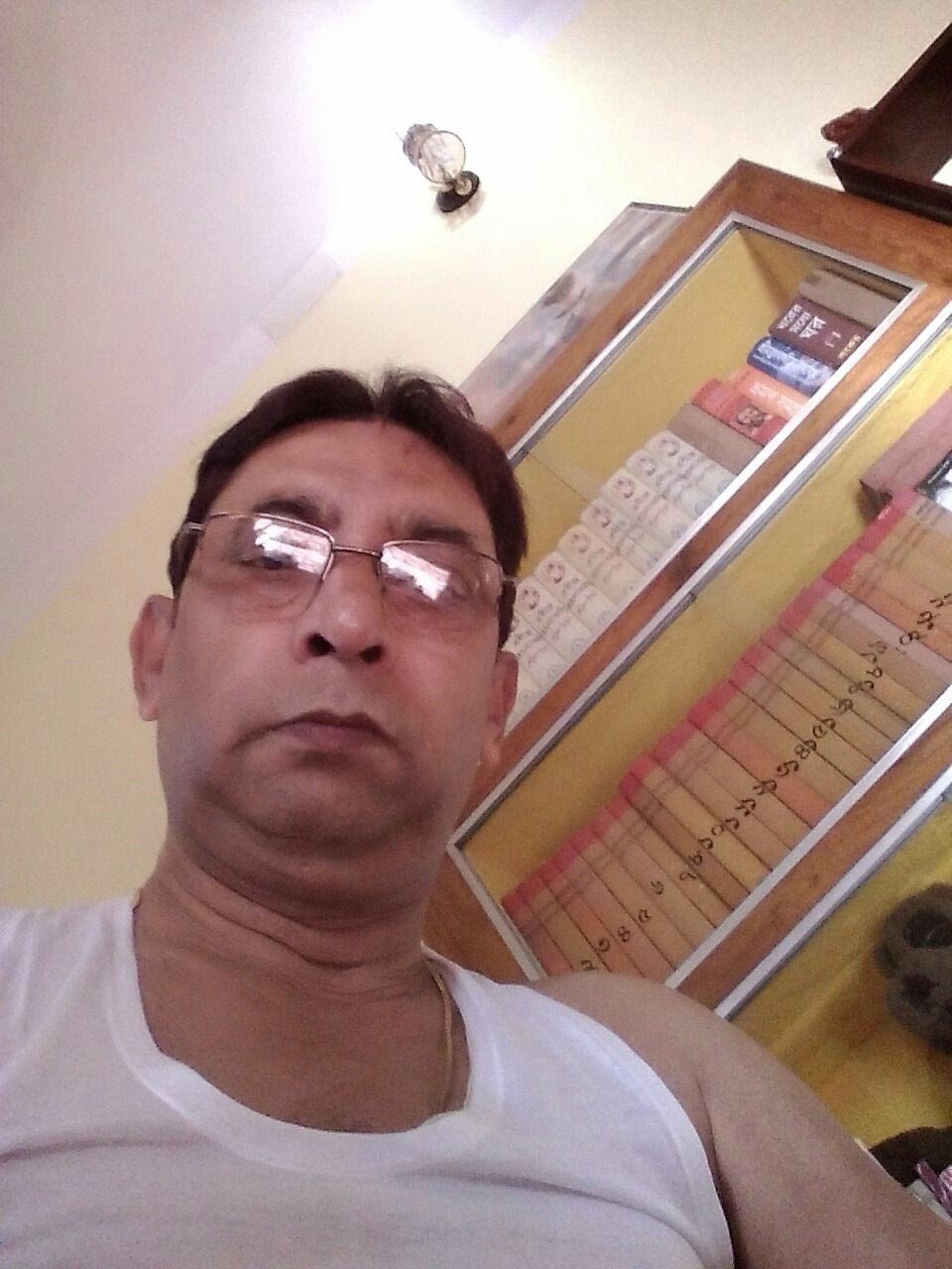 Retired Senior manager of Bank Of India.  Not in touch with any political party. I love  living with my own terms. 9434086107.