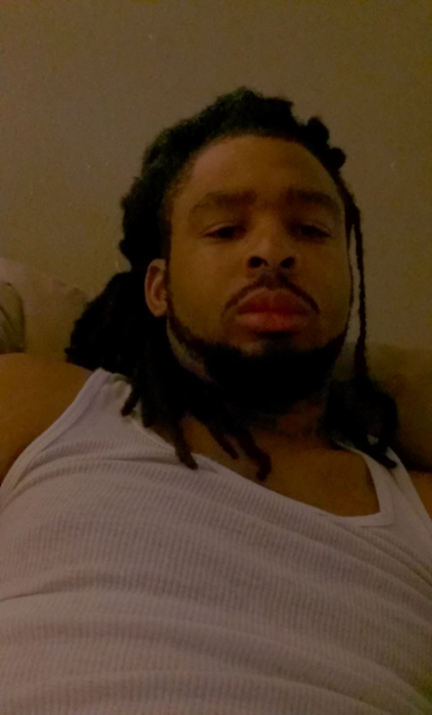 4nics_'s profile picture. Ion needa bio cuz if UK me then UK me twitter is just fo fun...#landlord