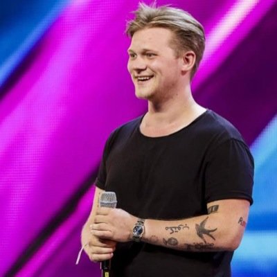 Official fan page of @CharlieBrown__1 #Xfactor2014 contestant. #follow4follow #BROWNIES !! @CharlieBrown__1 followed me on 16/9/2014!!!
