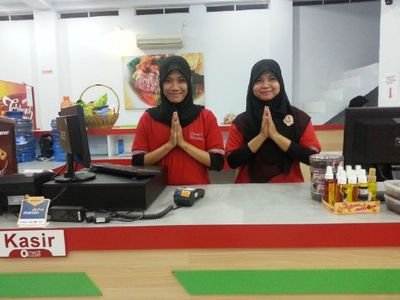 omart24jam's profile picture. 24 hours convinience store ; free Wi fi ;doesn't sell cigarettes & alcohol  ;)