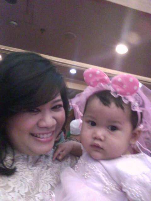 today i wake up. i am alive. i am healthy. alhamdulillah :)and └ºνє♡ u my lovely mika