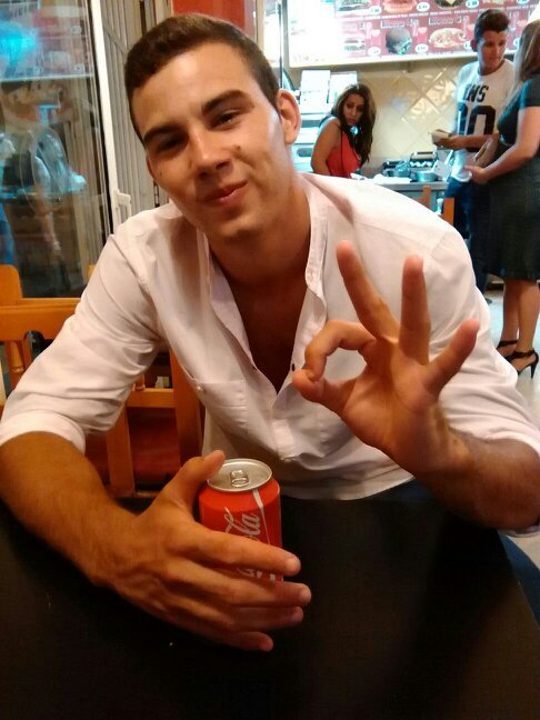 MateitoLopez_11's profile picture. M.L.C/Un loco enamorado del futbol! Luchar asta morir por los mios :)Con una voz en el cielo que me hace seguir vivo tq TITO!