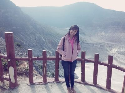 NiluhYeni's profile picture. cheerfull, funny, friendly, balinesee, lives in balikpapan.