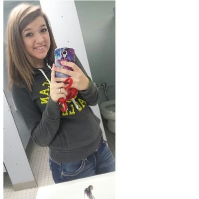 Morgan Nashay. Senior @ MCHS.