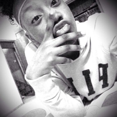 Cheerleading.Volleyball.Track. Follow me on insta @xx.niya.xx and add me on snapchat niyaabaybee