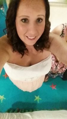 ConnieFoux's profile picture. 