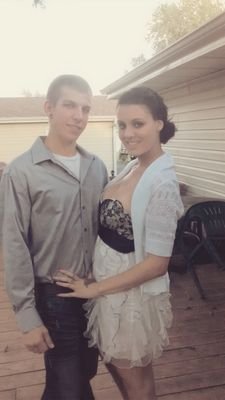 im a real bitch i have no filter been threw a lot but makes me a strong as person. i love me so if you love you and fuck the haters fallow me