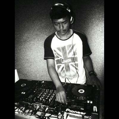 Real account WLDNSPTR29 • #InstaWLDN #Instaberak #Instacool IG : WILDANSAPUTRA29 / Line : wildanwildannn29 / Path : Wildan Saputra ♬♬ Public Relation @WARWIS13