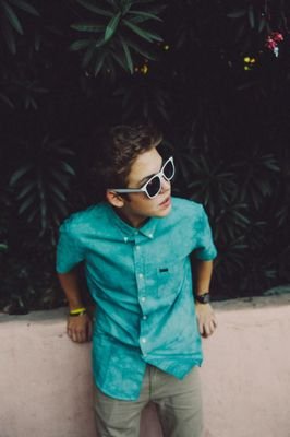 just when the caterpillar thought its life was over it turned into a butterfly 3/12 matt/matt @msasspinosa is a cool cat