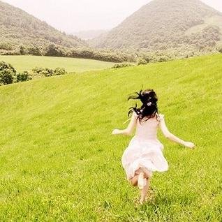 BorisTheUnicorn's profile picture. I love anything which has to do with literature, visual and performing arts.