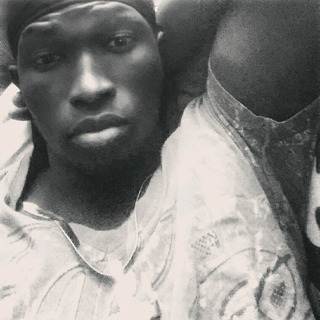 3_ozzie's profile picture. 