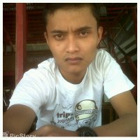 Yuli (Kantil) (@hitamyuliworker) 's Twitter Profile