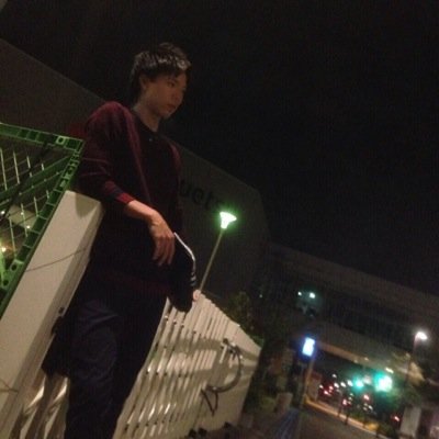 趣味垢だね！始めたばっか！高3 服は好きだよ色んなの！あと空撮るのが好き笑 とりあえず 気になったらフォローでしょ！