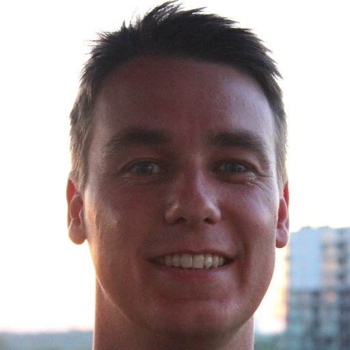Fodbold og andre boldspil fra en videnskabelig vinkel.
Post Doc ved Center for Holdspil og Sundhed, Institut for Idræt og Ernæring, Københavns Universitet.