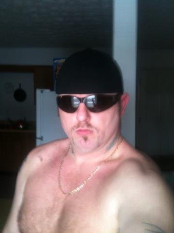 Josuelozoyatrs's profile picture. All you need to know is I'm not a ho And to get with me you better be Chief Lots-a-Dough