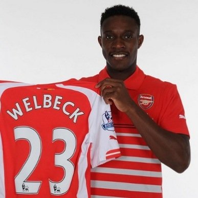 i play for arsenal #GiroudOverRVP