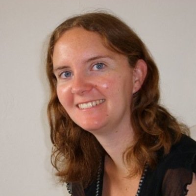 MarieDeleuran's profile picture. Bibliotekar. Bogelsker. Drengemor. Løber. Strikketøs. Tvilling. Plus det løse.