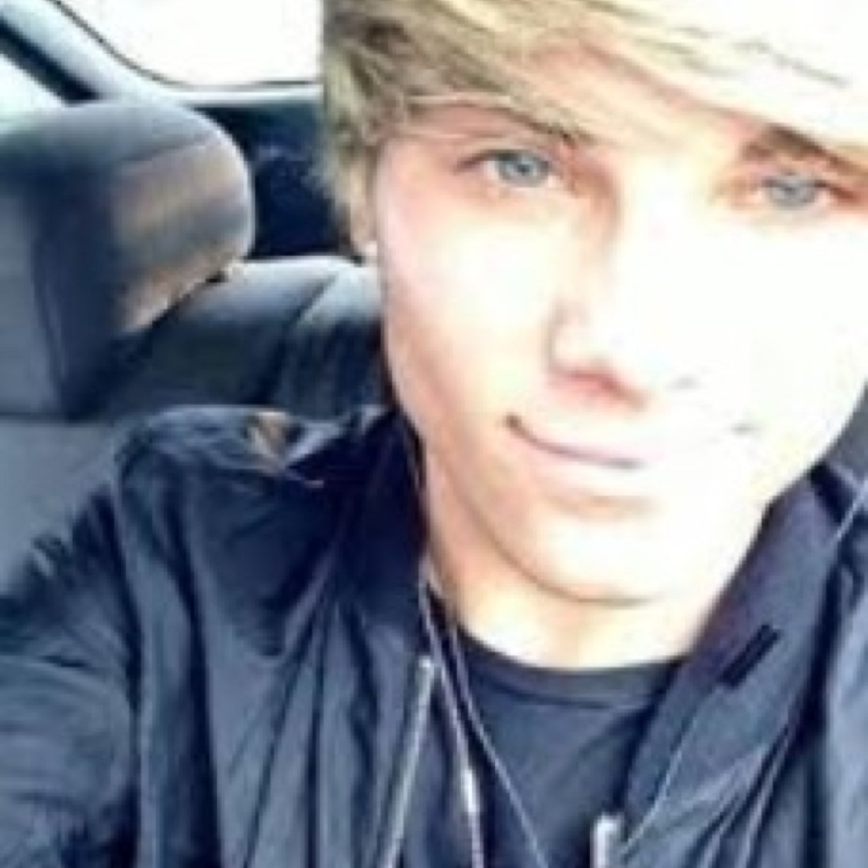 Fanpage for the amazing Overload!