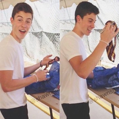 Remember that Shawn loves you and wants you to be happy (: @hey_shawnmendes
