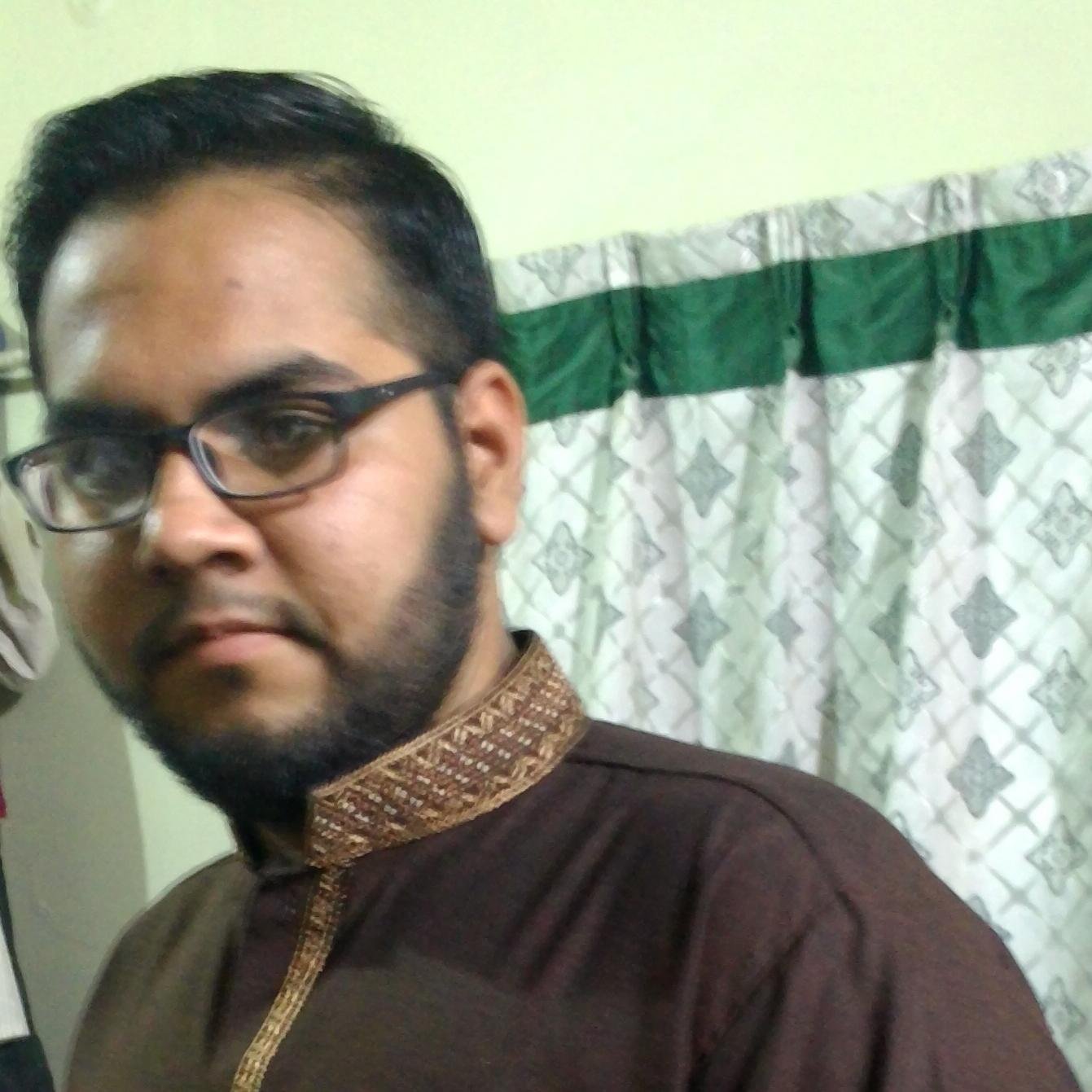 Worked at Engineers Junction.        Studied at University of Karachi, Department of Computer Science UBIT