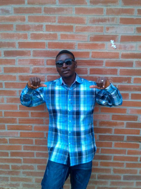 I keep my eyes on the prize at all times.
 I don't get ridiculed,. I get rid of fools.
 I don't get things confused,. thats why i pick n choose..