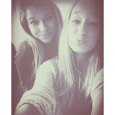 & 4HB & Demi fan (L) & Instagram : floor_vs & Groningen (L) & Snapchat : floortjegx & Getrouwd met @JantineJantine &