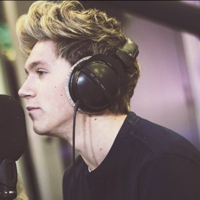 Just wanted to tell you I love you all- Niall Horan