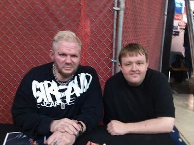 e410cbf8829243a's profile picture. I work at Walgreen. And I'm the #1 fan at UCW_ZERO