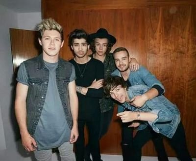 I♥ ONE DIRECTION and 5 seconds of summer im only human i bleed ween i fall down word in my head knives in my heart u lesft me up then i fall apart cus im human