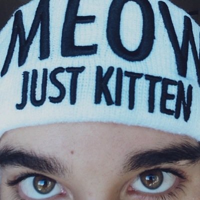 suckmyjames's profile picture. тнιѕ fσит мαкєѕ мє ¢ℓαѕѕу . ѕυ¢к му αѕѕ .