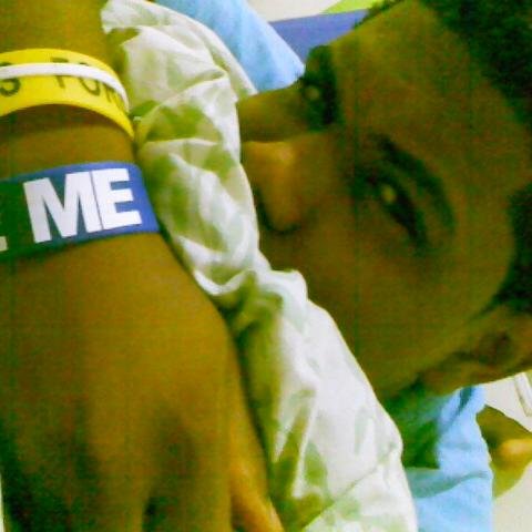 bueno soy una persona que busca amistad y si aparece algo mas tambien!!/Estudiante D' Mercadeo/  http://t.co/qACjSDZMxO