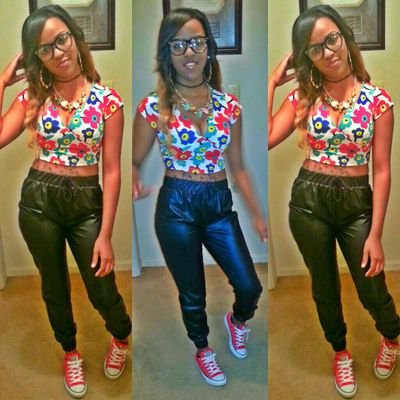 If you a real nigga , follow me :) ill be sure ta follow bk ... O & go follow my G @ANTii_bitch, he to real (: sexy too lol .. Okay , love yu BYE❤
